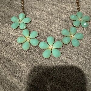 Elegant Floral Necklace in Mint Green